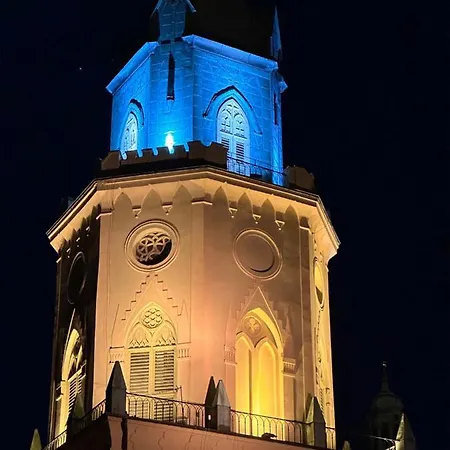 Premium - Brama Krakowska - Old Town