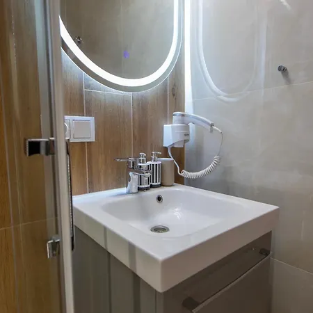 Premium - Brama Krakowska - Old Town