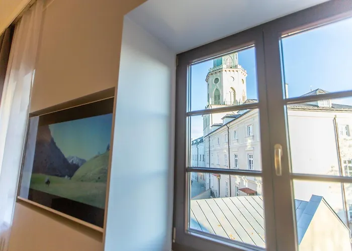 Premium - Brama Krakowska - Old Town